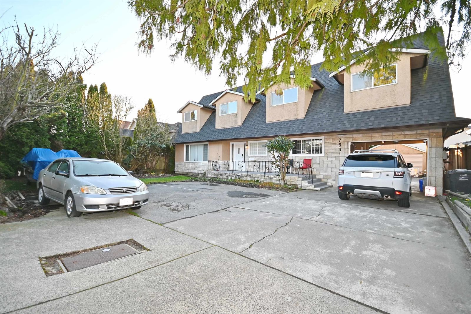 Listing Image 1
