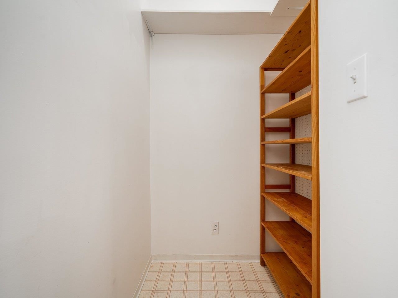 Listing Image 28