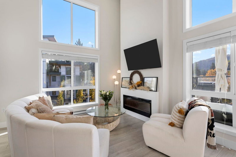 401 - 45500 Market Way, Chilliwack, V2R 6G5 | Image 2