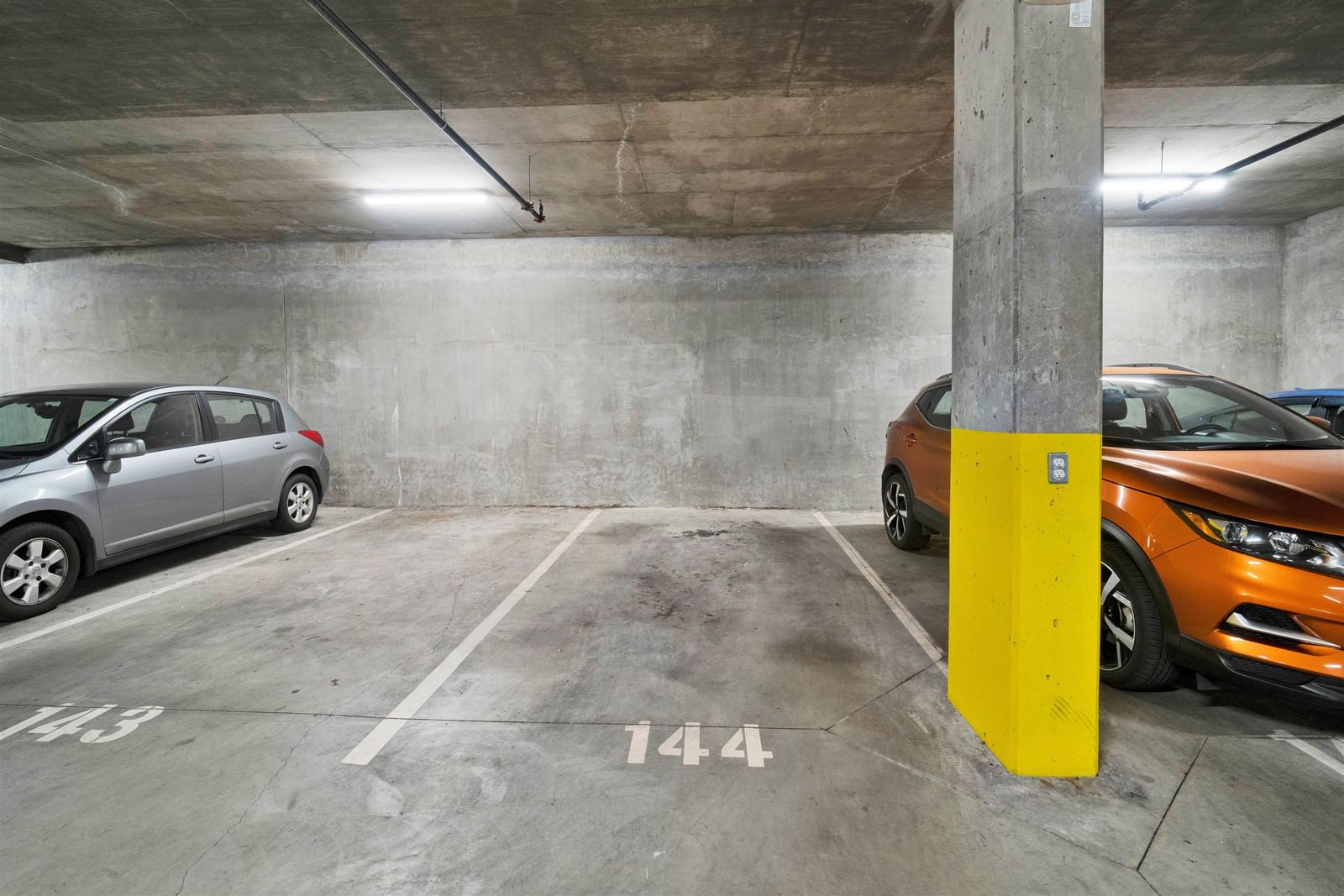 Listing Image 35