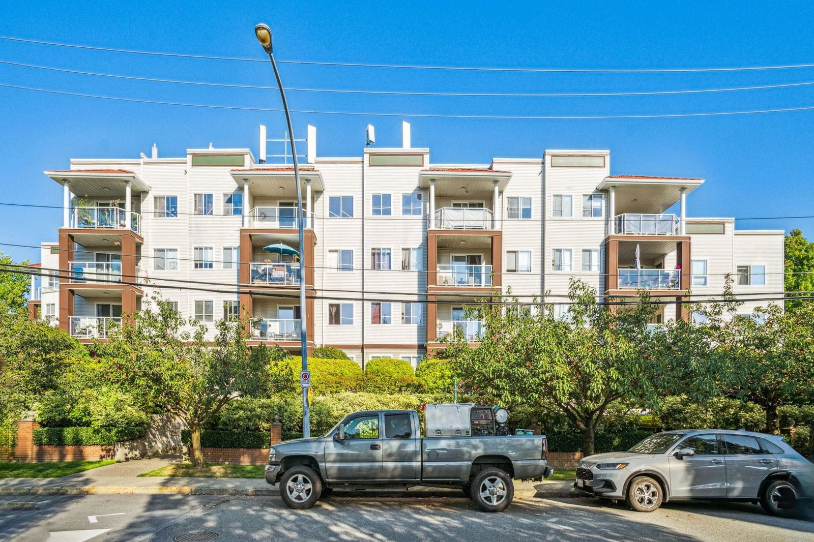 Listing Image 20