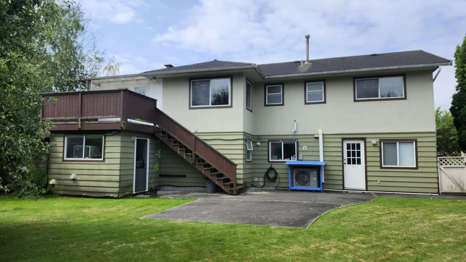 Listing Image 19