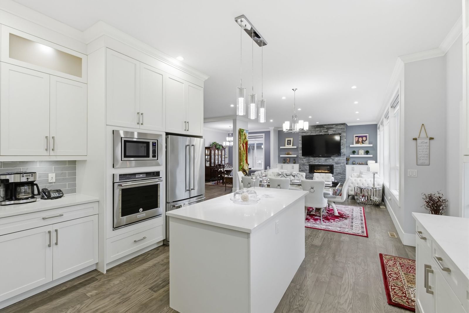 Listing Image 15