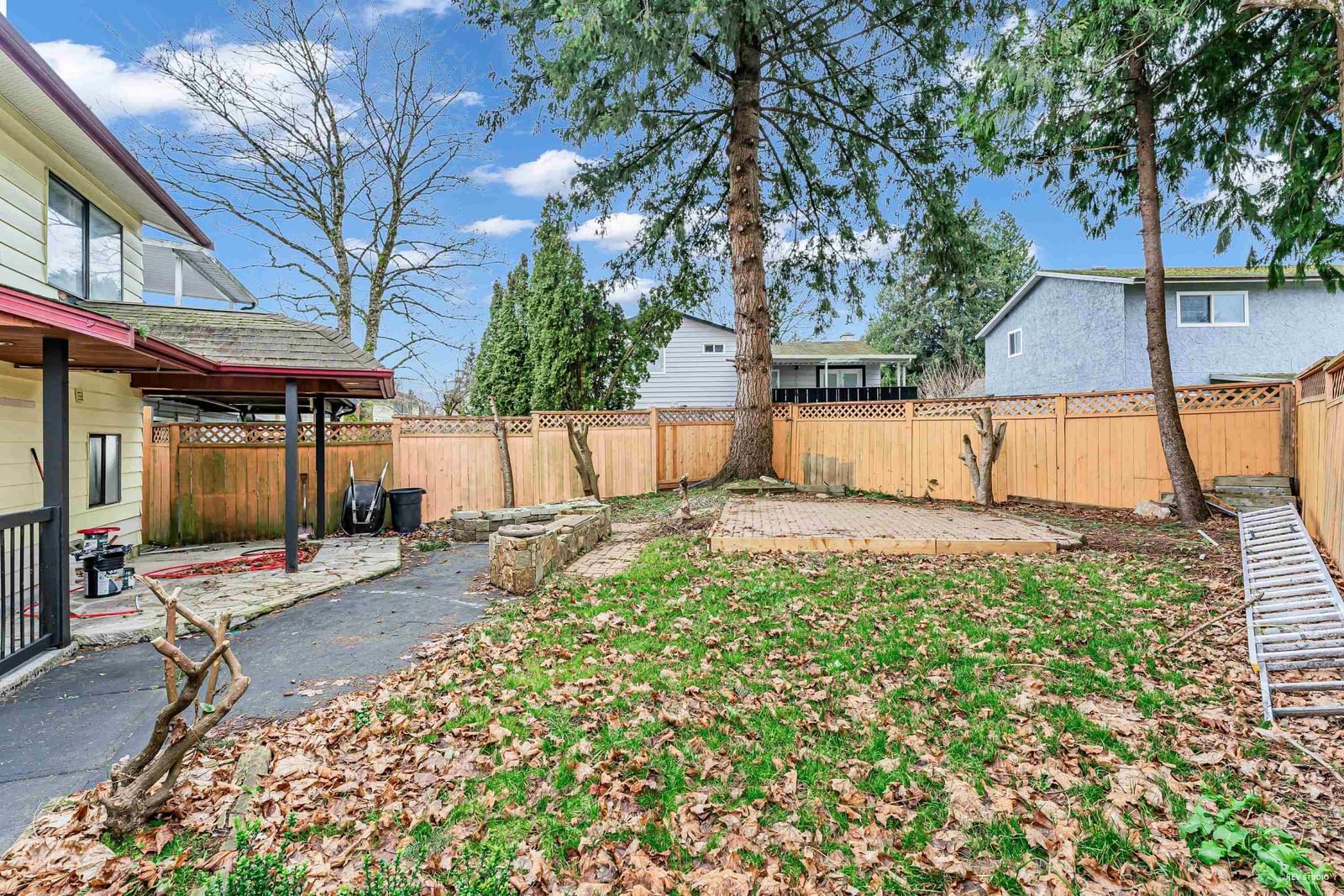 Listing Image 13