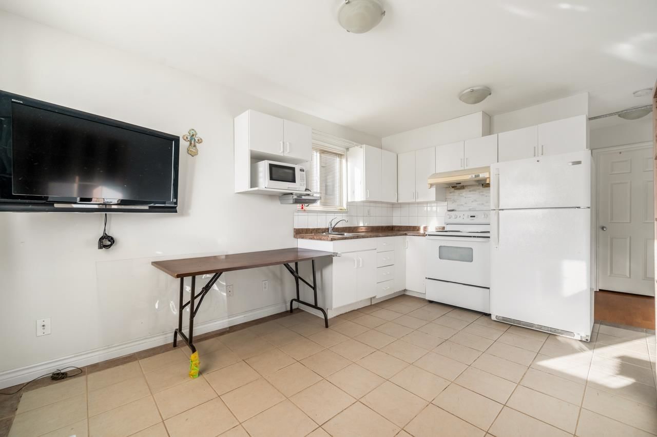 Listing Image 17