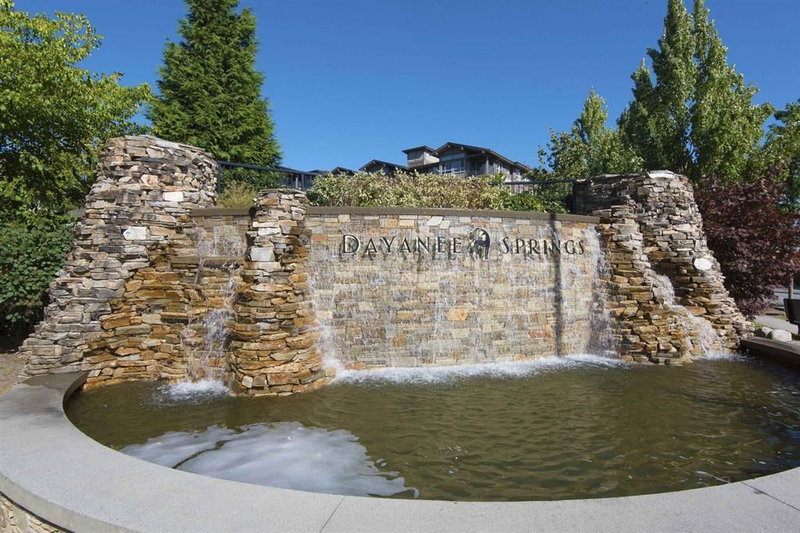 501 - 3178 Dayanee Springs Boulevard, Coquitlam, V3E 0B9 | Image 2