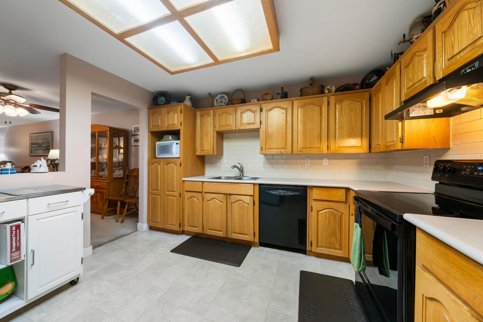 Listing Image 15