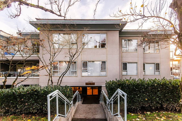 206 - 1085 17th Street W
