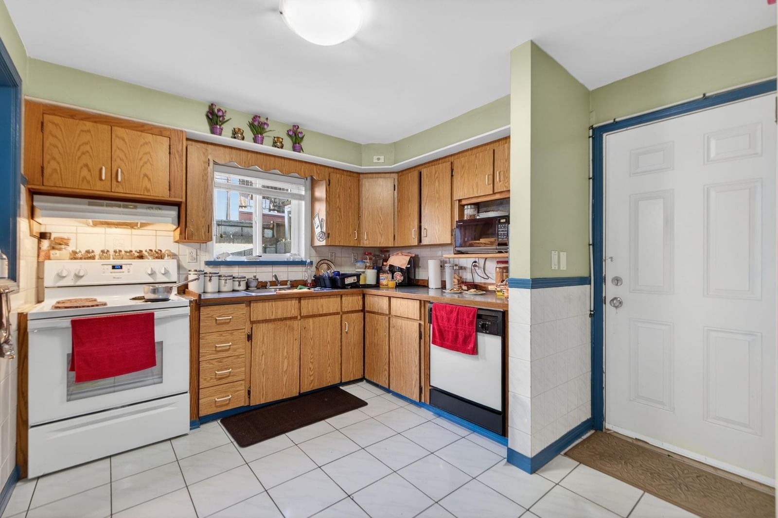 Listing Image 16