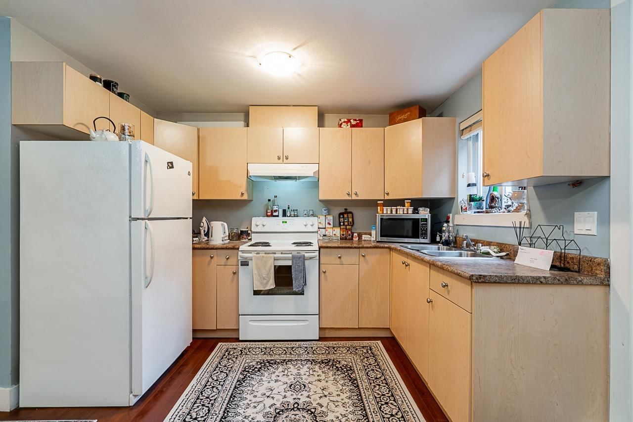 Listing Image 19