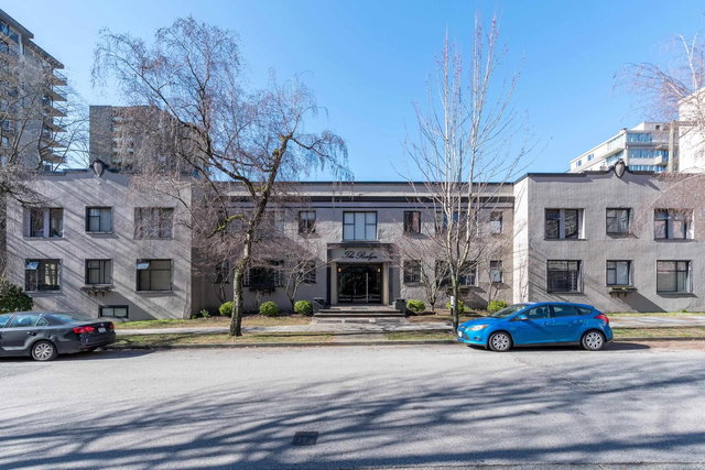 20 - 935 Jervis Street