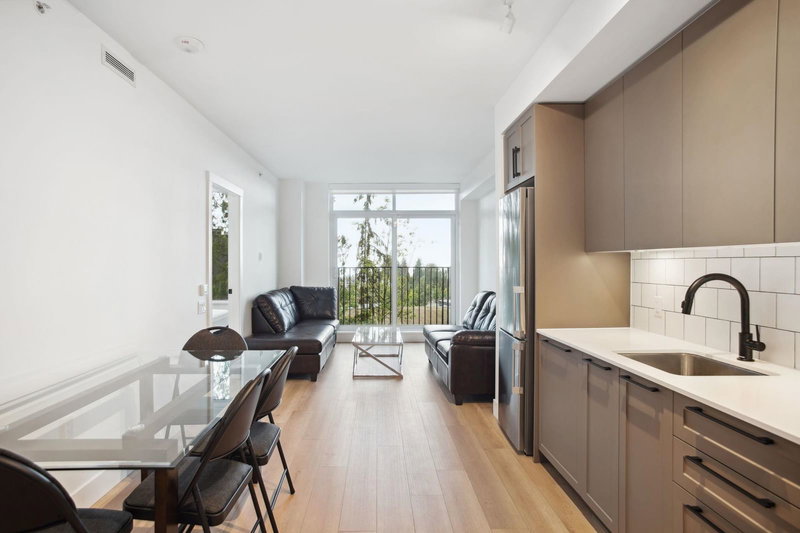 711 - 8750 University Crescent, Burnaby, V5A 0G9 | Image 2