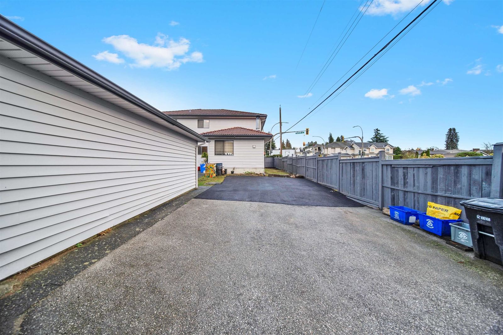 Listing Image 24