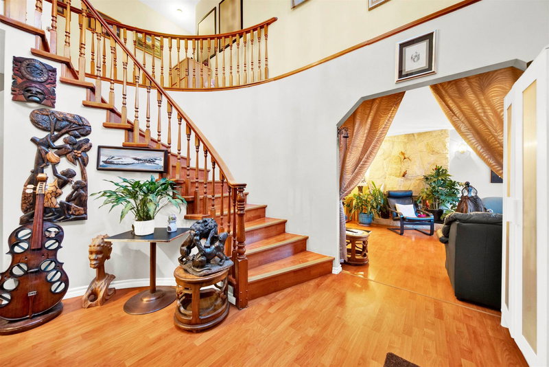 7893 Cumberland Street, Burnaby, V3N 3Y6 | Image 3