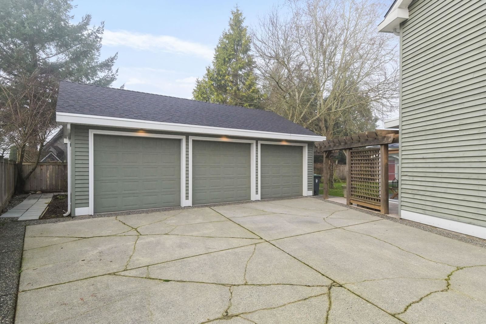Listing Image 37