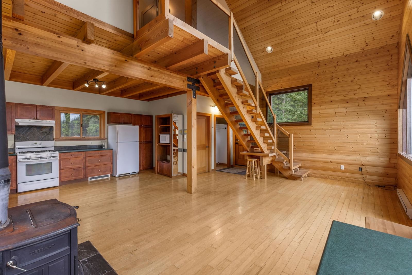 Listing Image 8