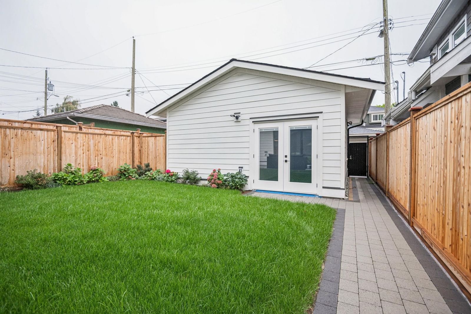 Listing Image 32