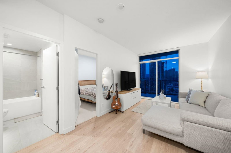 2607 - 2181 Madison Avenue, Burnaby, V5C 0N4 | Image 2