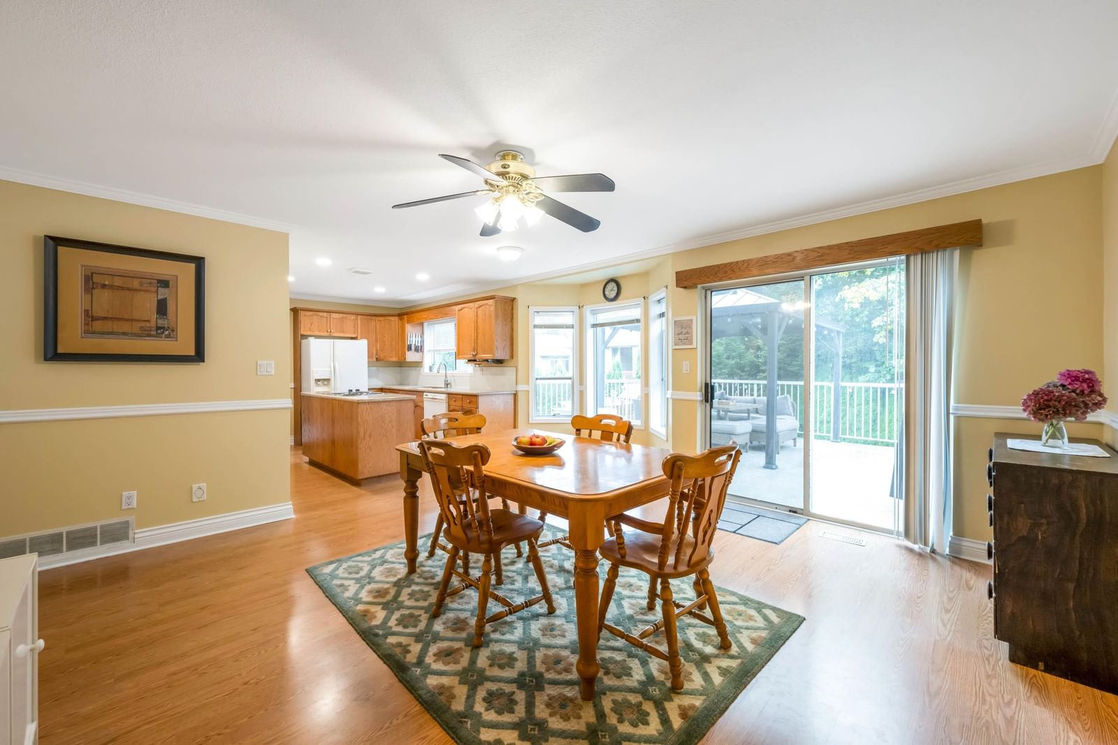 Listing Image 18