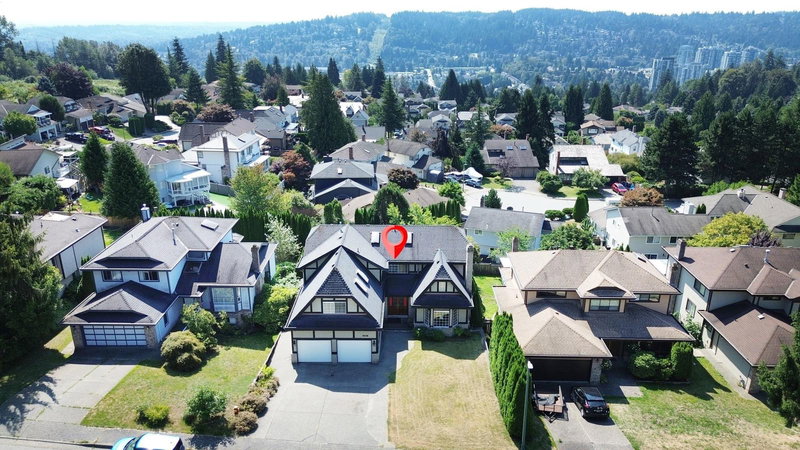 2562 Fuchsia Place, Coquitlam, V3E 2M7 | Image 3