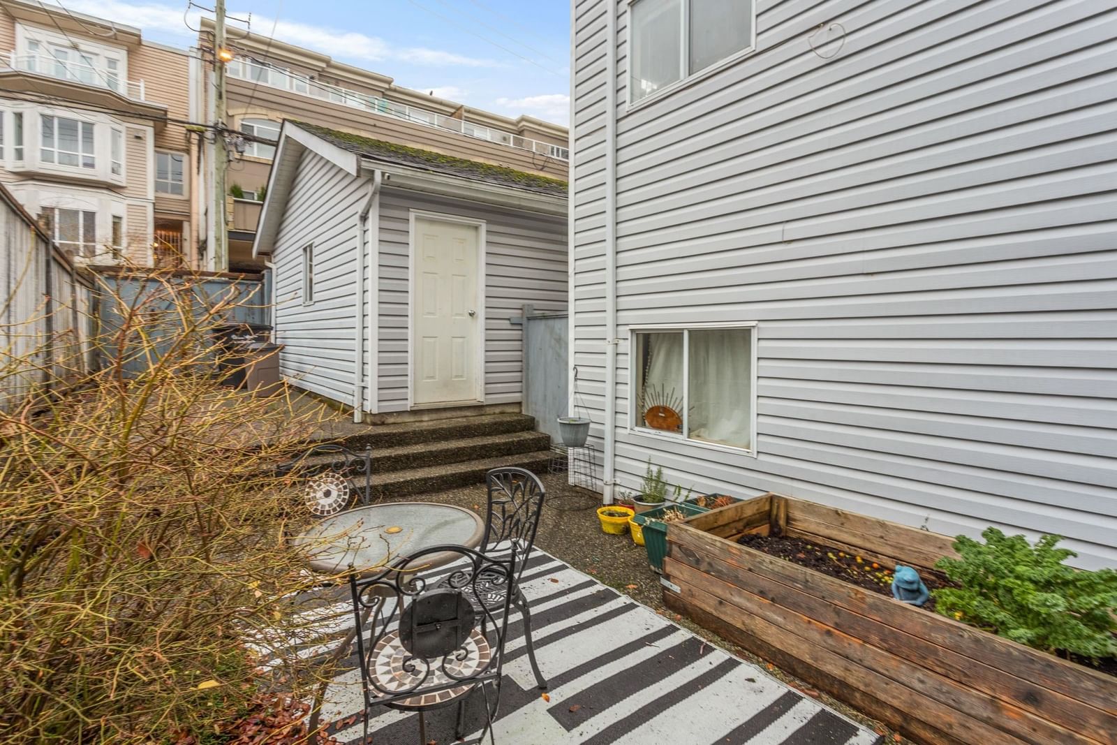 Listing Image 23