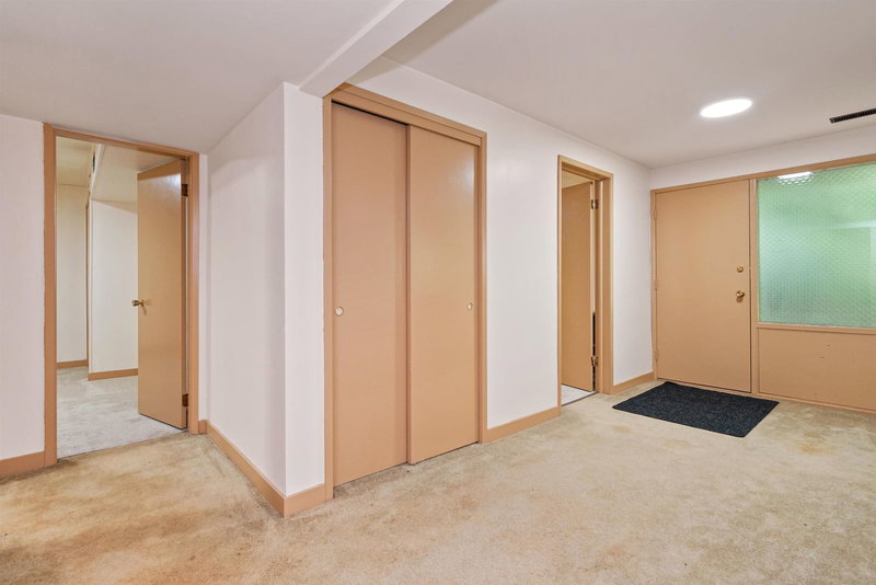 3687 Coast Meridian Road, Port Coquitlam, V3B 3N9 | Image 2