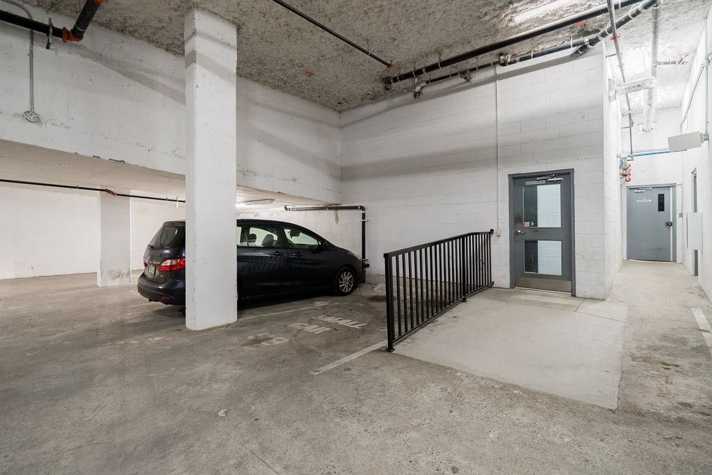 Listing Image 37