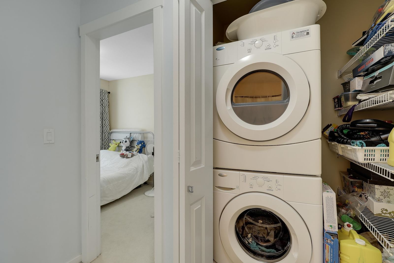 Listing Image 19