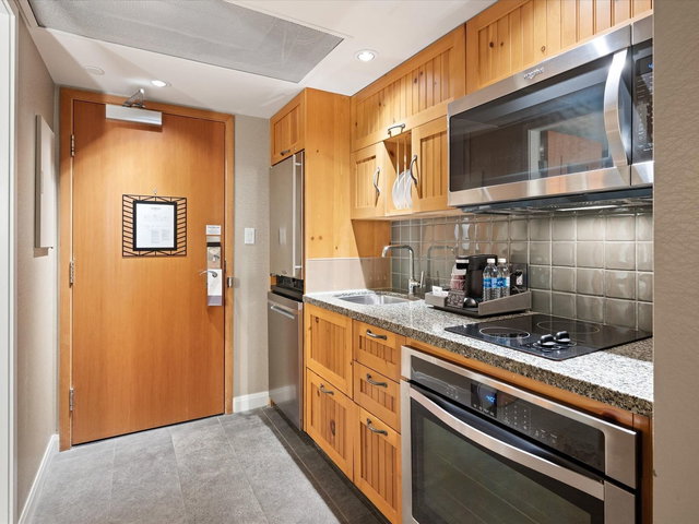 516 - 4090 Whistler Way