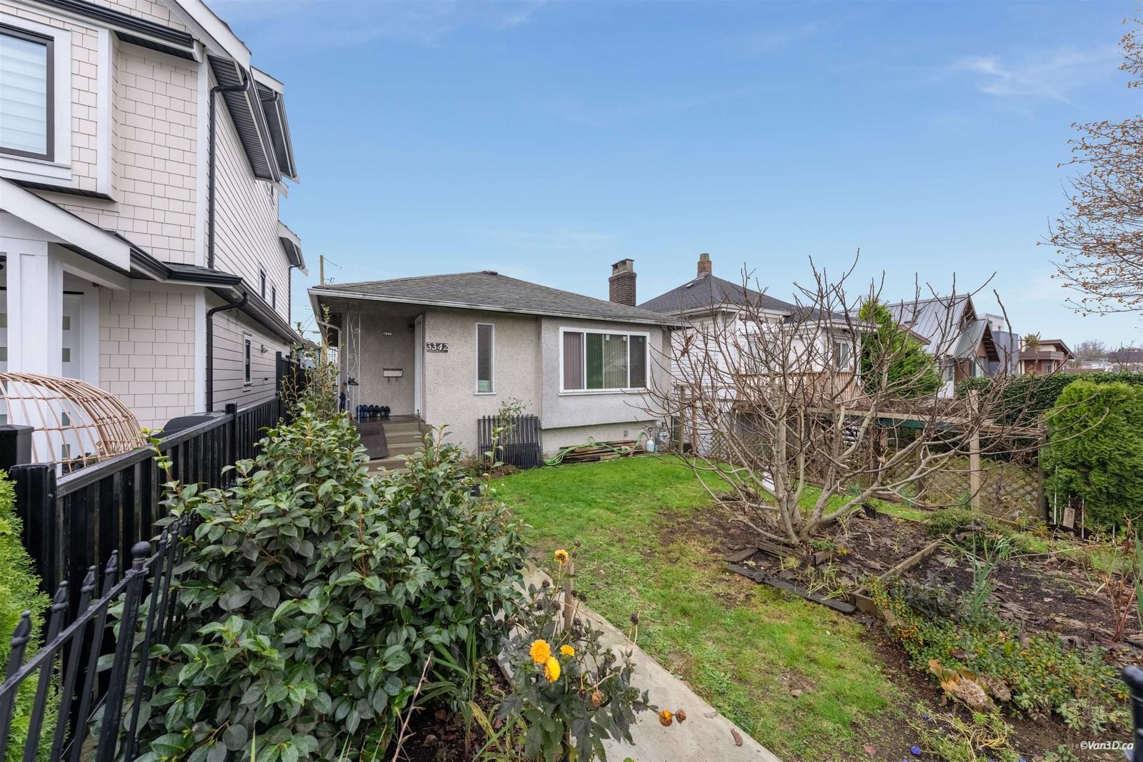 Listing Image 15