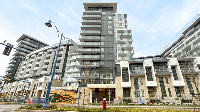 744 - 6500 Minoru Boulevard