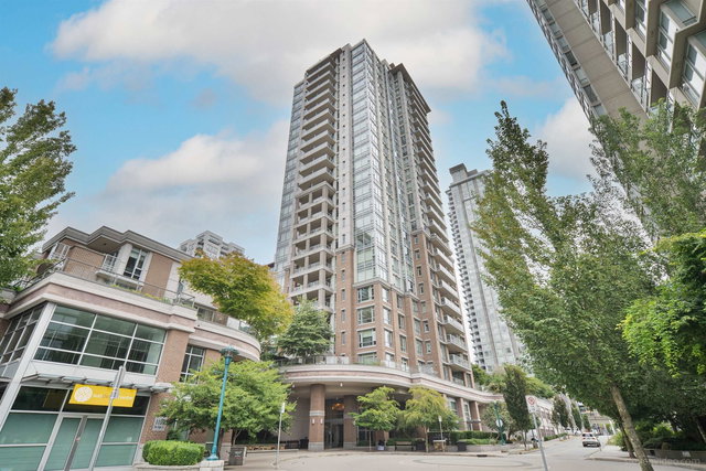 1209 - 1155 The High Street