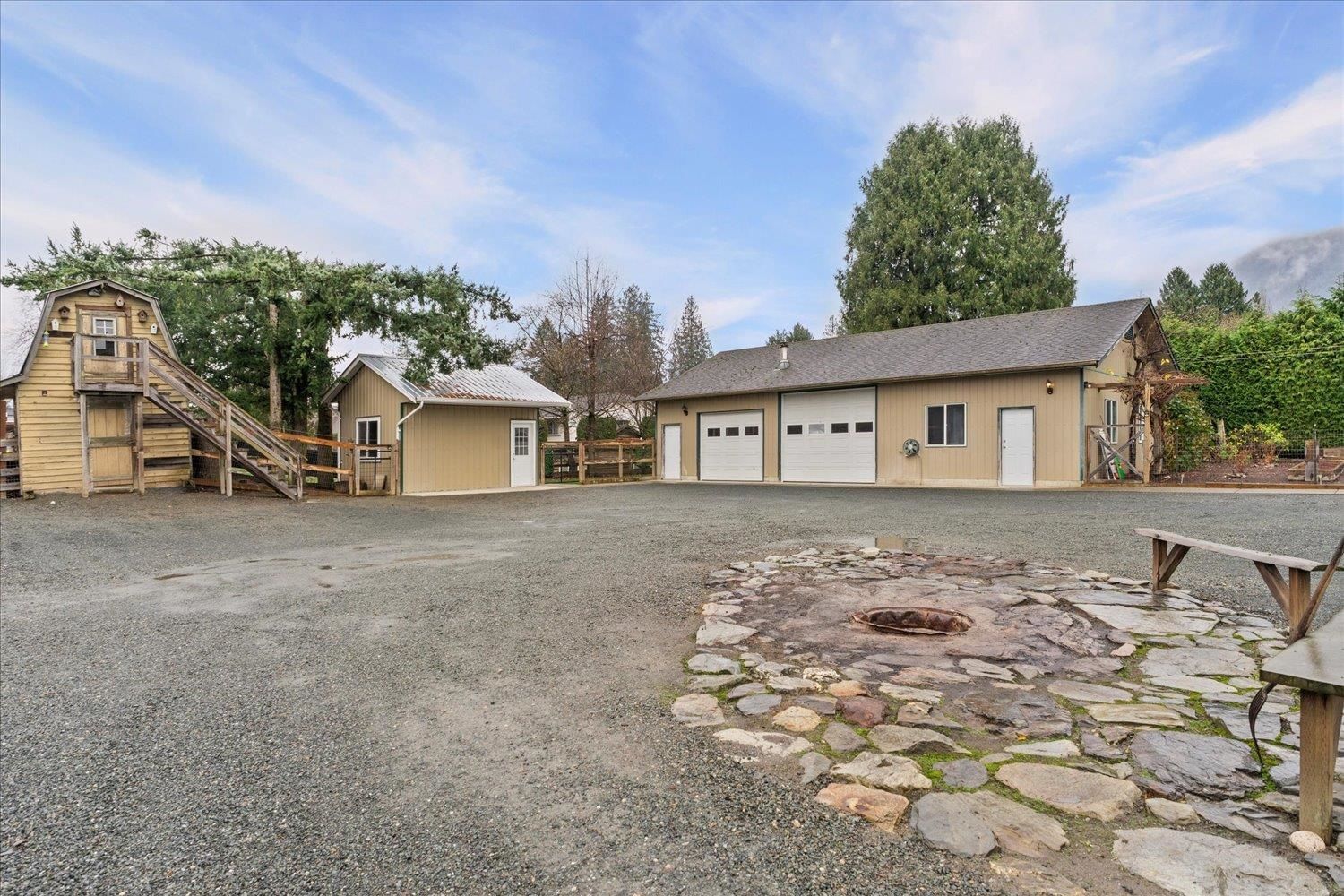 Listing Image 29