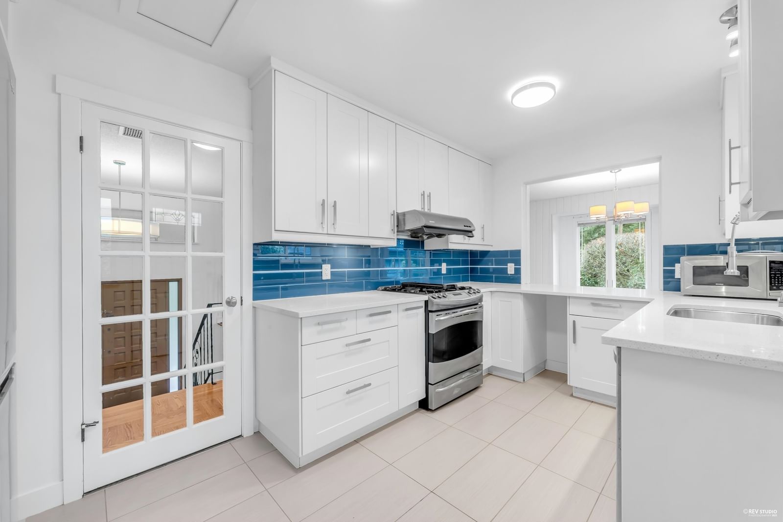 Listing Image 19