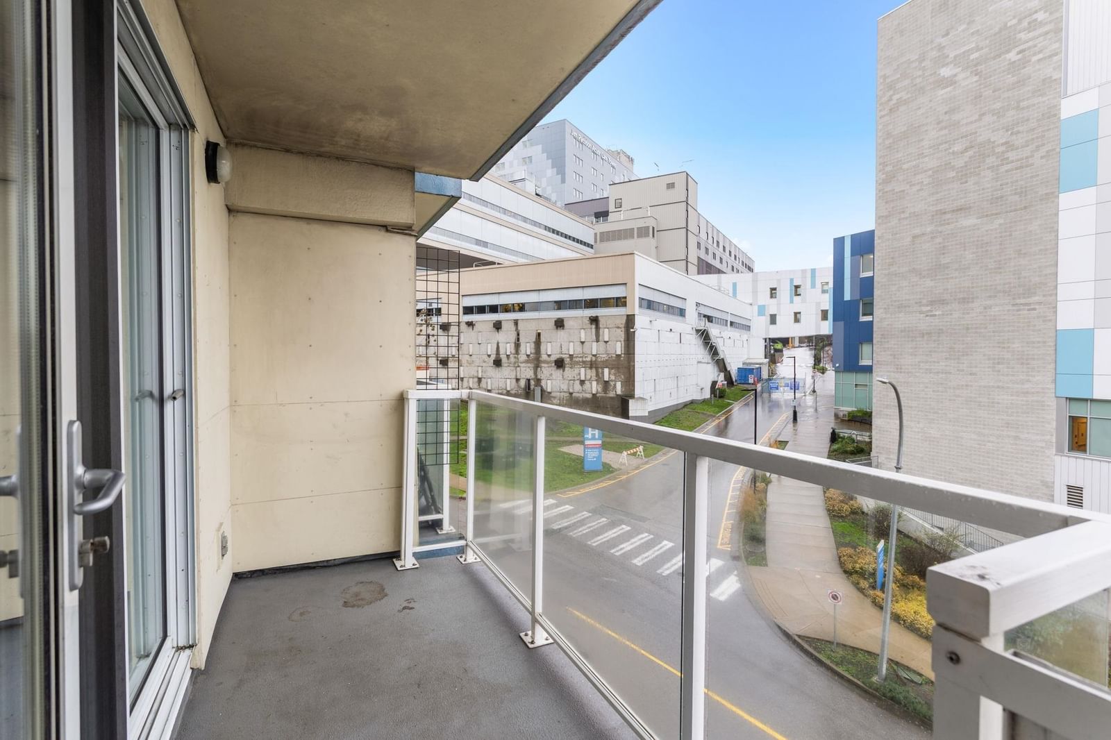 Listing Image 20