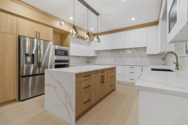 25 - 14550 Morris Valley Road