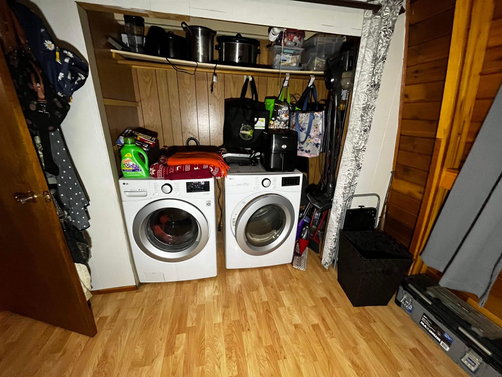Listing Image 16