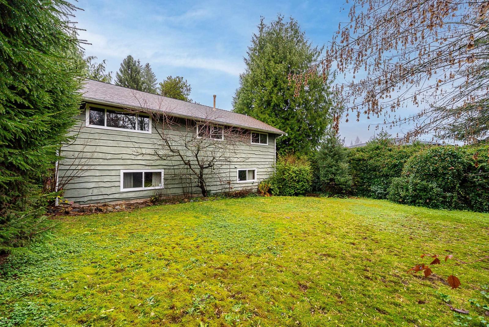 Listing Image 24
