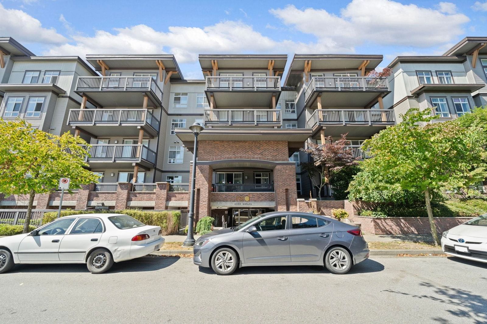 Listing Image 1