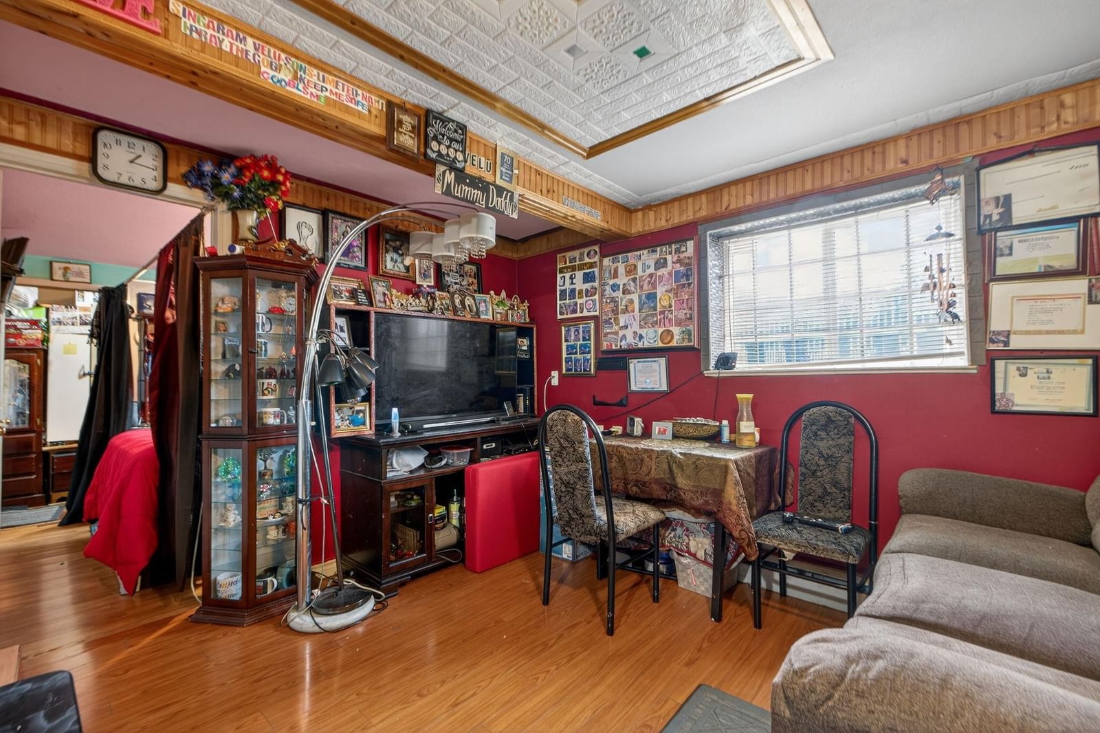 Listing Image 23