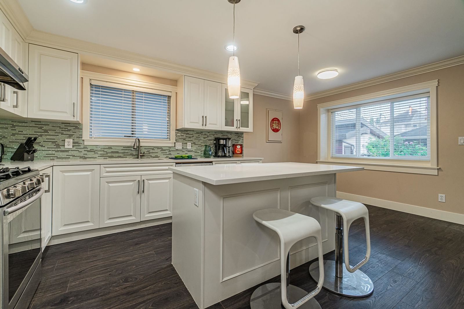 Listing Image 15