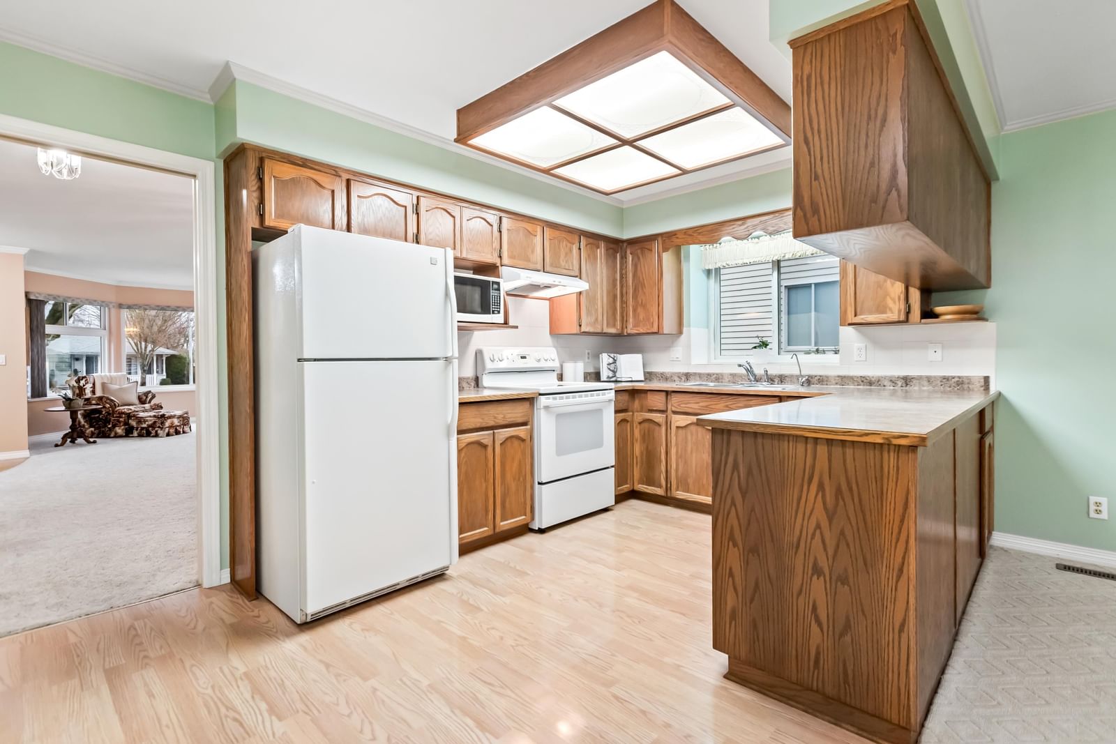 Listing Image 15