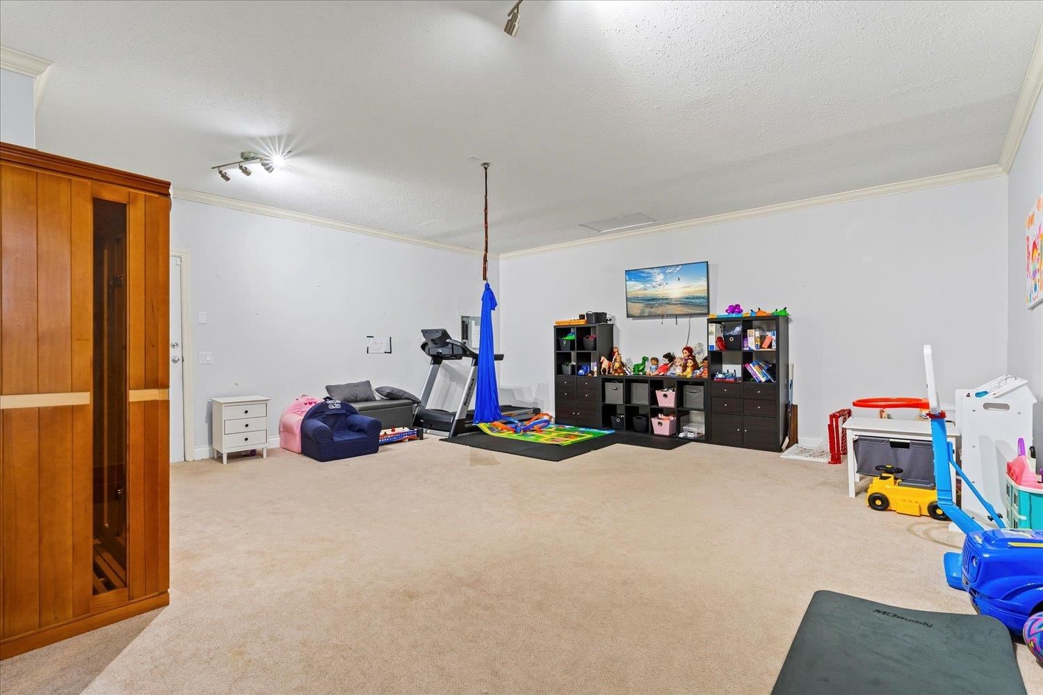 Listing Image 38