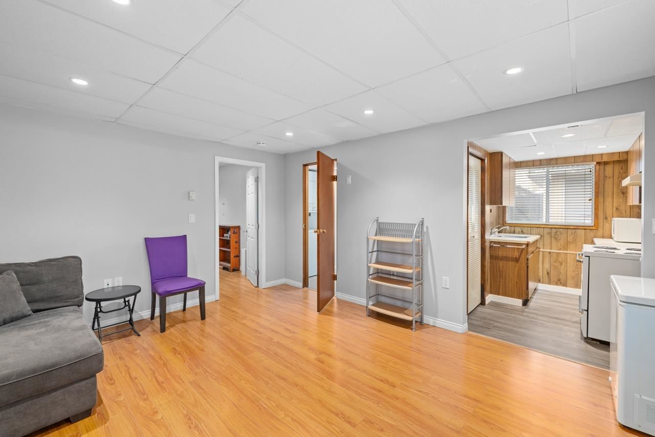 Listing Image 18