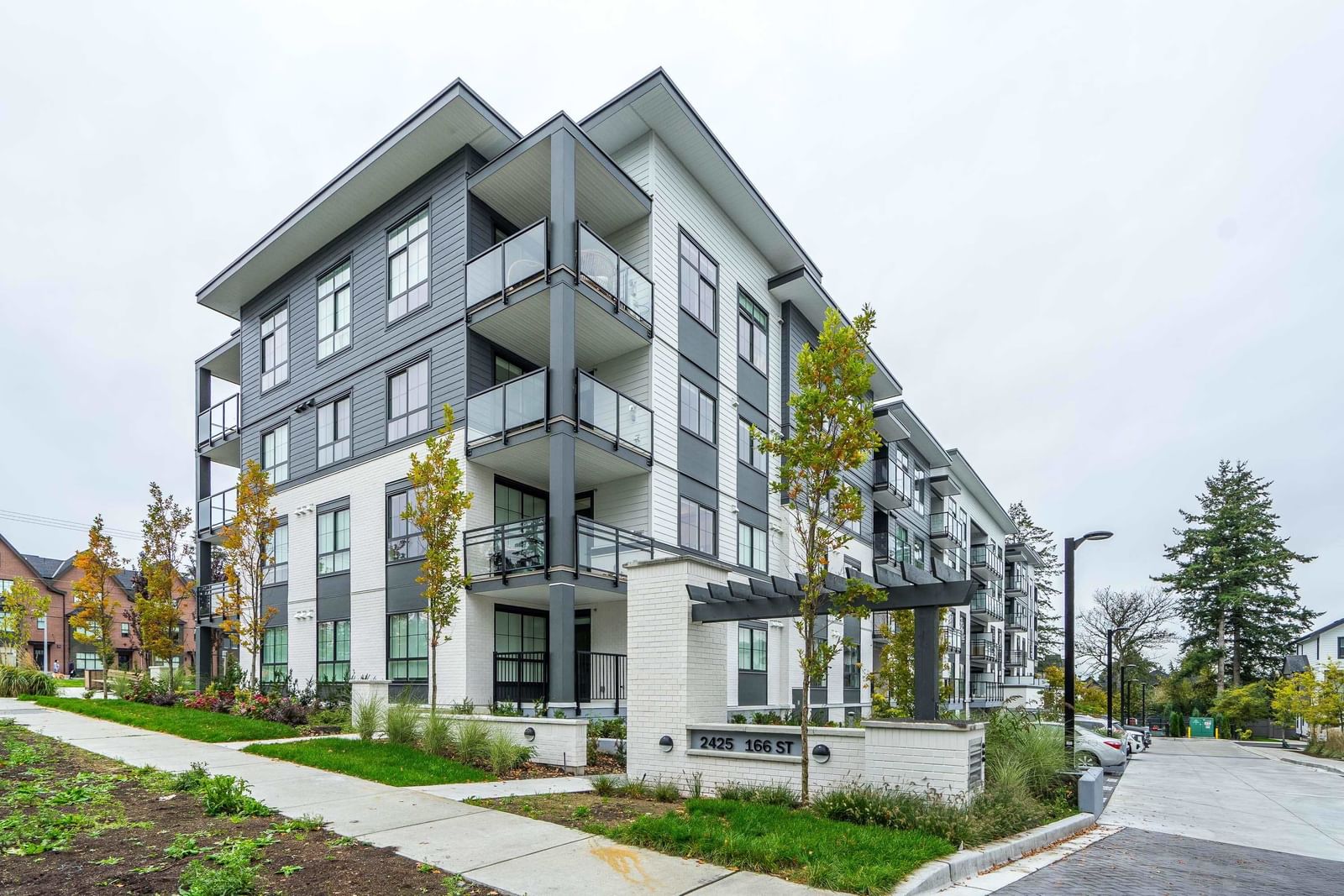 Listing Image 38