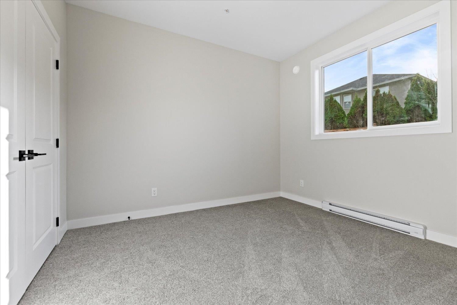 Listing Image 30
