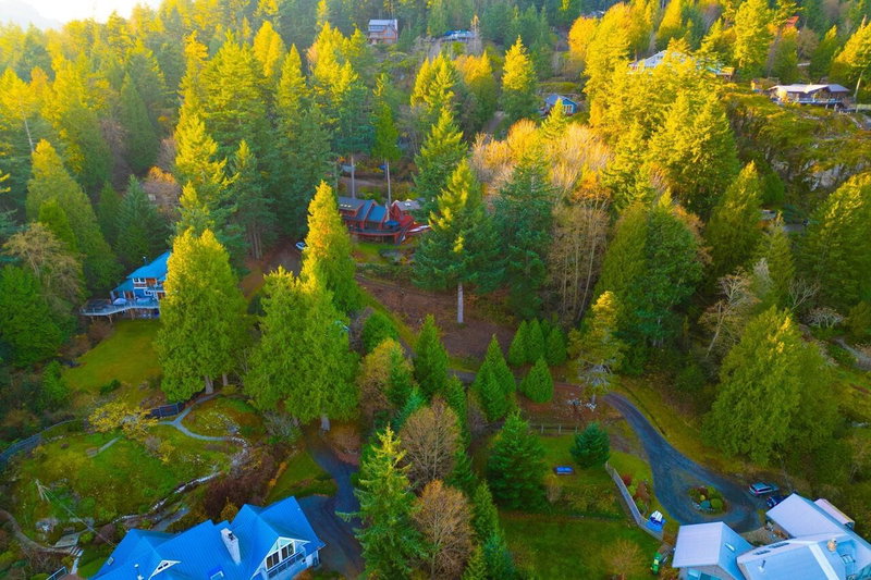 230 Moonwinks Drive