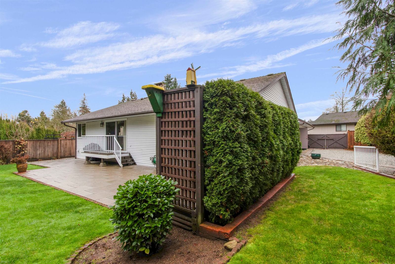 Listing Image 10