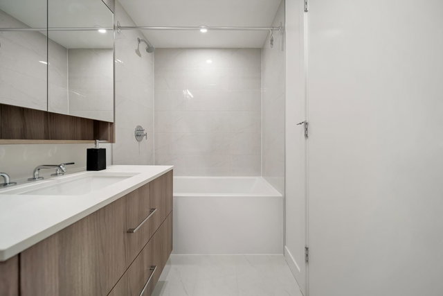 2008 - 9675 King George Boulevard