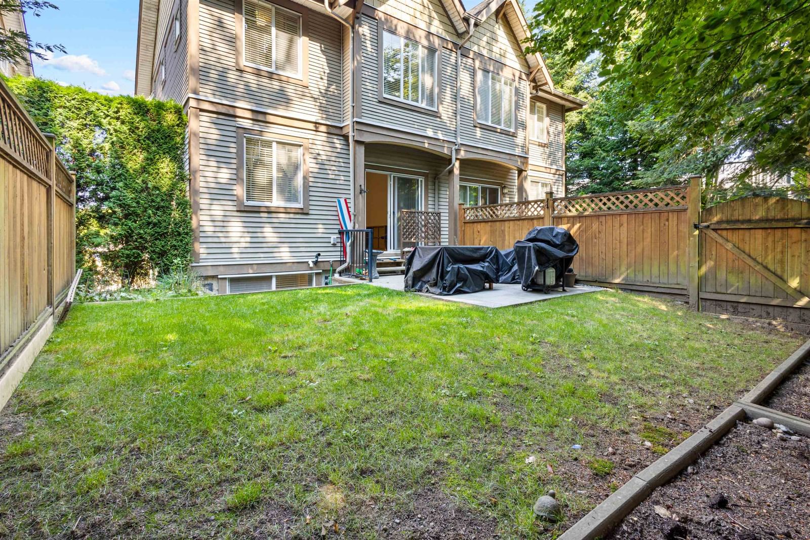 Listing Image 19